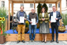 Gruppenbild: v. l. Krischan Cords, Franz Hümmer, Ministerin Michaela Kaniber, Matthias Schwarz